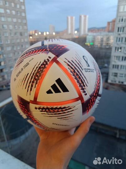 Футбольный мяч финала Чемпионата Мира 2022 Adidas