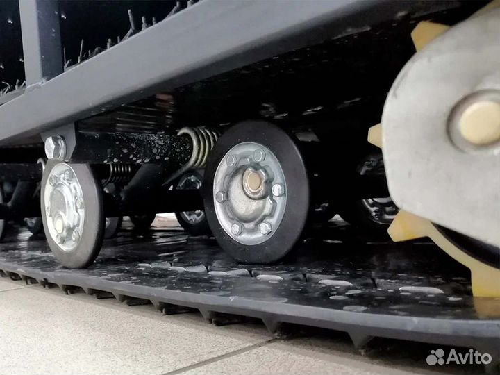 Снегоход Stels Мороз 600L CVTech витрина