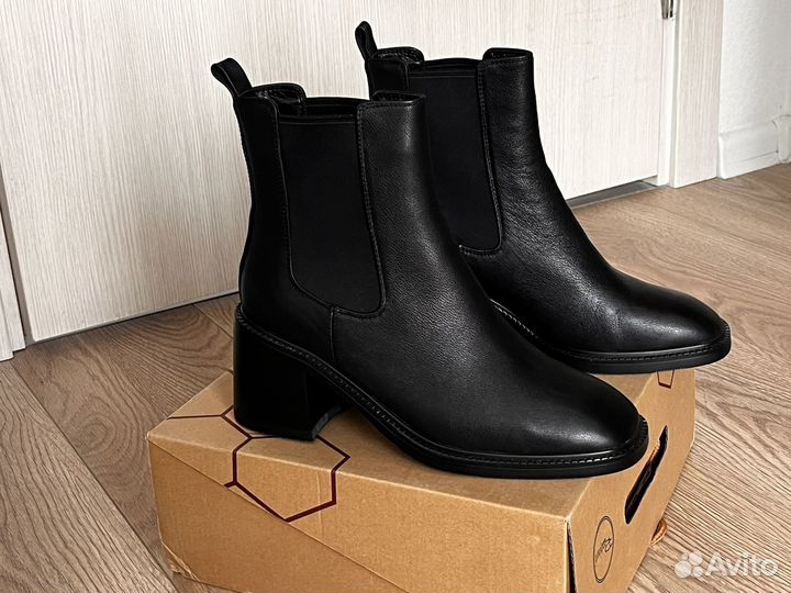 Новые челси на каблуке 40р (натуральная кожа)