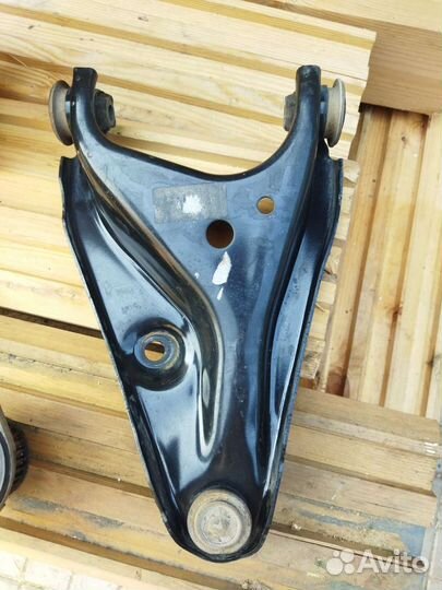 Рычаг передней подвески рено сандеро степей
