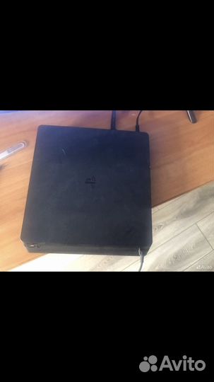 Игровая приставка ps4