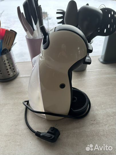 Кофеварка Nescafe Dolce Gusto