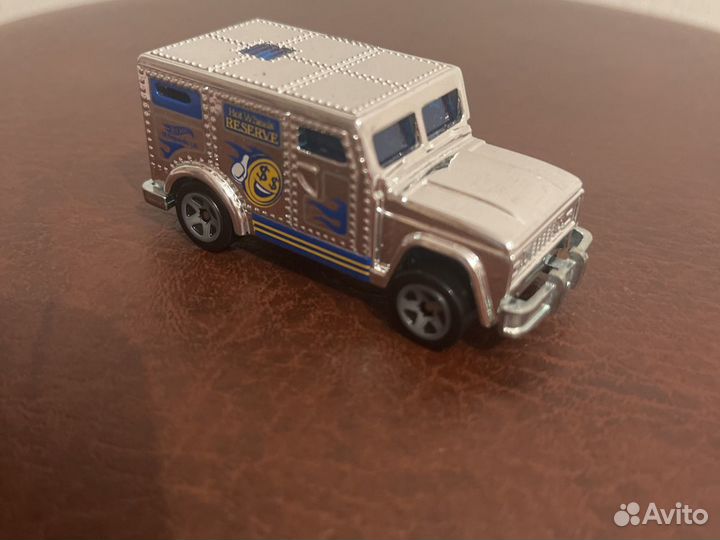 Машинки hot wheels