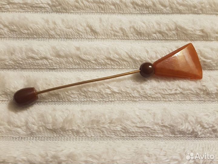 Брошь янтарь СССР