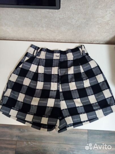 Шорты женские