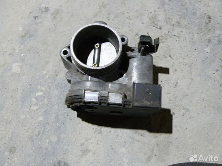 Заслонка дроссельная Peugeot 307 Пежо 307 206