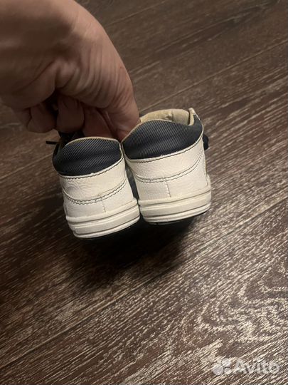 Ботинки р. 22