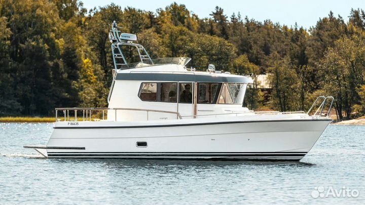 Моторная яхта Targa 30.1 FLY