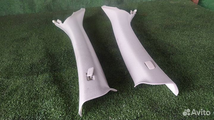 Обшивка стоек крыши передняя Audi A4 Allroad B8