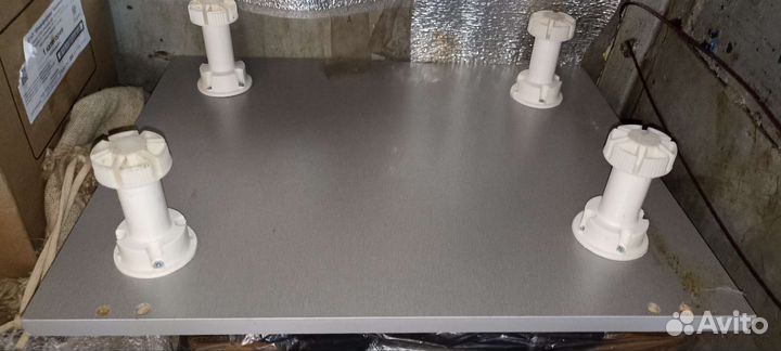 Продам ножки пластиковые, за штуку