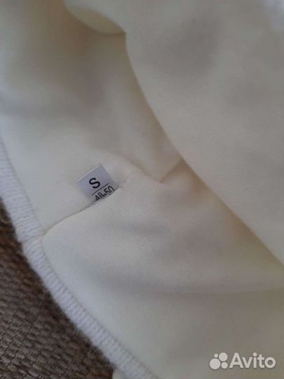 Шапочка новая на 2-3 года (48-50р.)