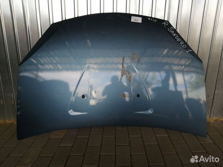 Капот Рено Сандеро 1