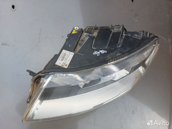Фара левая Audi A6 C6 Ксенон дорестайлинг