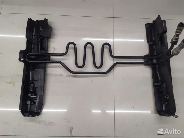 Кронштейн радиатора Bmw E87 E82 E81 E90