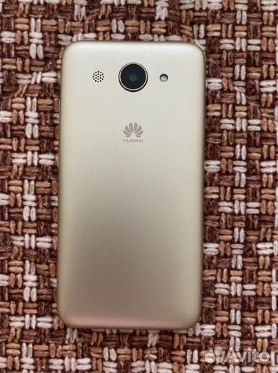 Телефон Huawei
