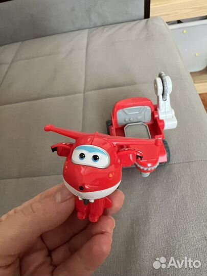 Игрушка Джет самолет с машинкой