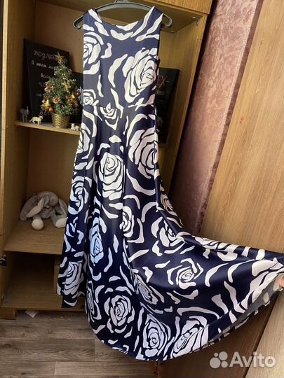 Платье отдам