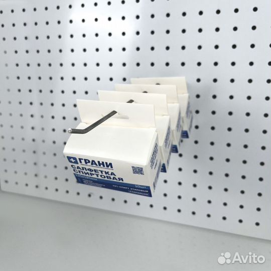 Крючок для перфорированной панели одинарный L250