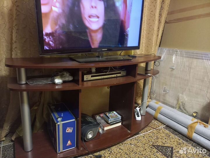 Тумба под тв