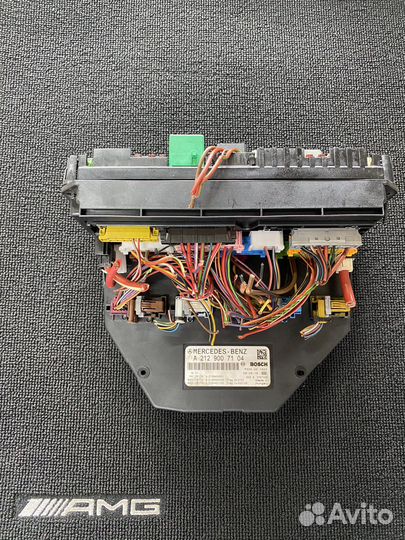 Блок предохранителей передний Mercedes w212