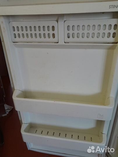 Холодильник бу Стинол 110