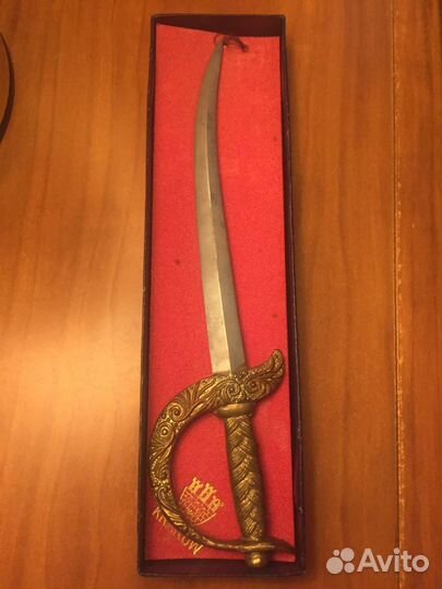 Канцелярский нож для вскрытия писем