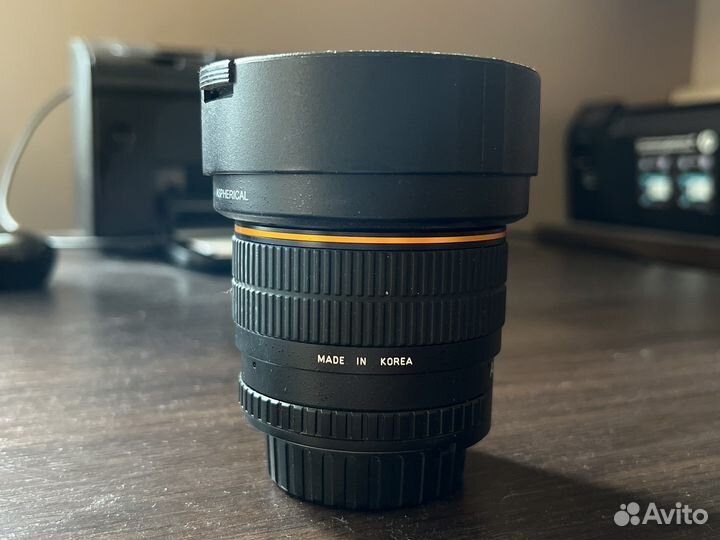 Объектив Samyang 8mm f/3.5