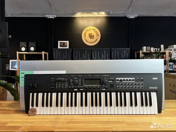 Korg kross2-61-MB рабочая станция в Наличии