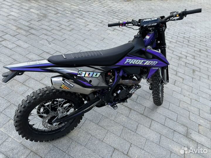 Кроссовый мотоцикл 300сс