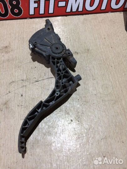 Педаль акселератор газа Skoda Octavia