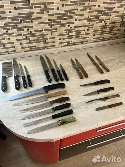Кухонные ножи,половники,кухонная утварь