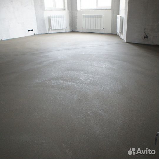 Полусухая стяжка пола и штукатурка стен