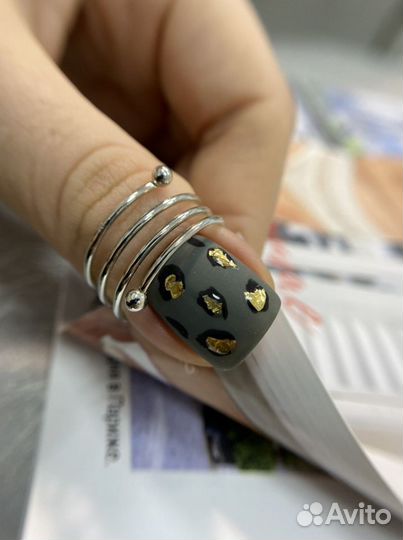 Маникюр педикюр