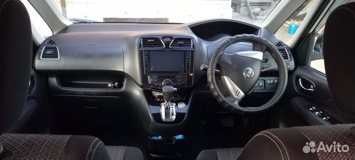 Nissan Serena 2.0 CVT, 2014, 129 000 км