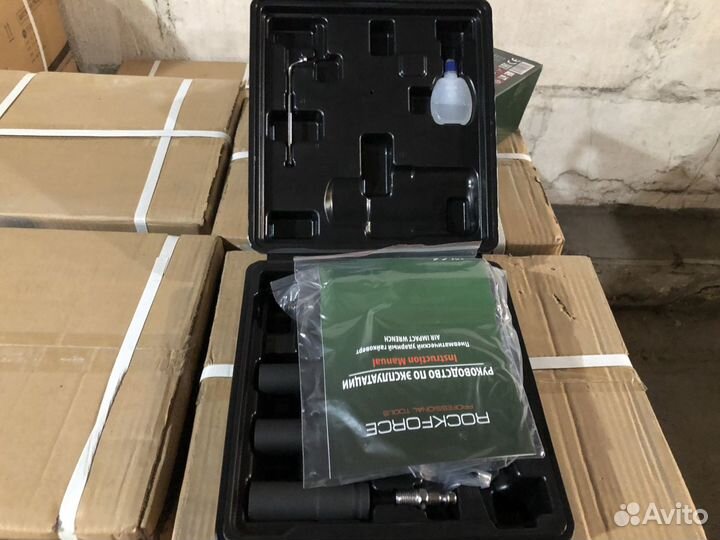 Пневмогайковерт с регулировкой усилия+набор голов