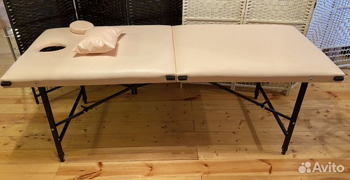 Массажный стол