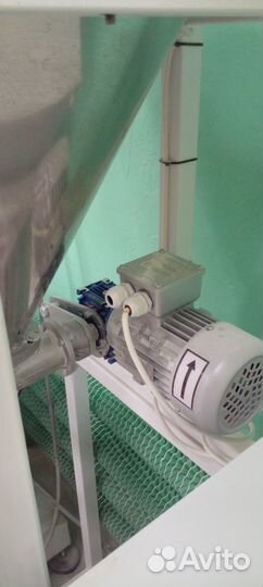 Дозатор Макиз Д-03П со шнековой подачей продукта