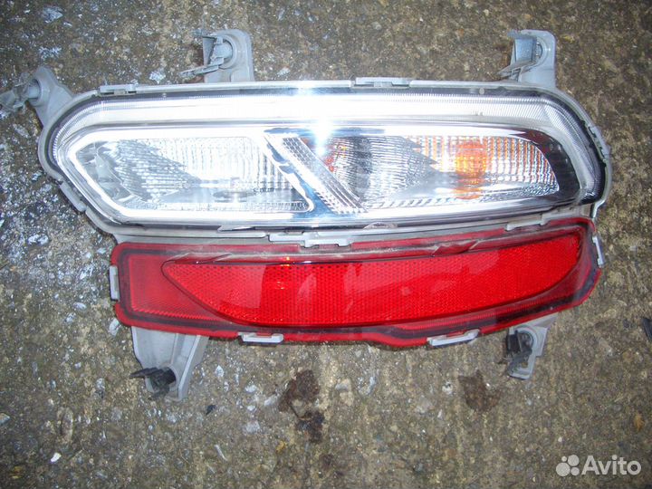 Фонарь заднего бампера правый Киа Спортейдж с18