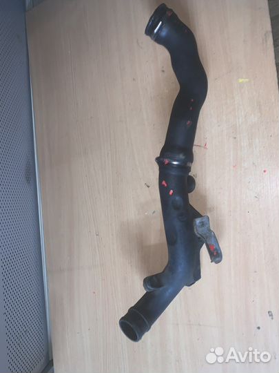 Патрубок интеркулера audi 80 b4 1.9