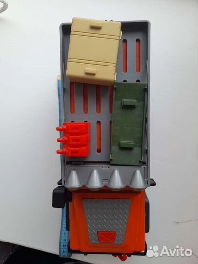 Внедорожник Safari