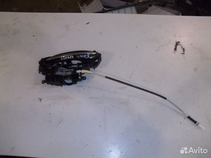 Ручка двери наружная передняя левая в сборе