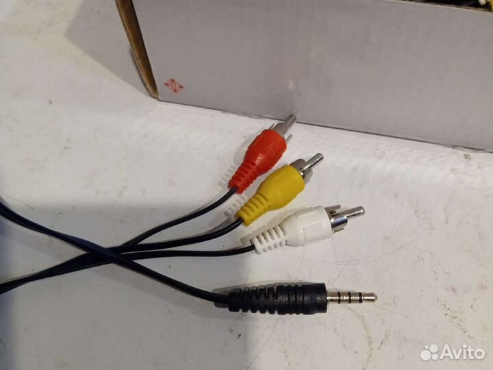 Тюльпаны провода кабель мини джек 3.5