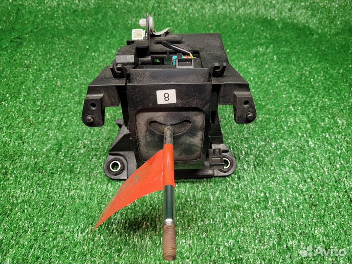 Селектор АКПП Toyota Auris