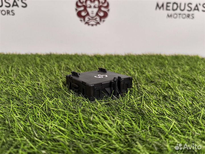 Блок комфорта двери задний правый Mercedes-Benz