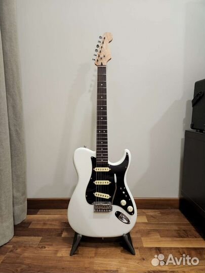 Электрогитара