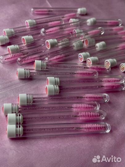 Колбы с щеточками блестящие