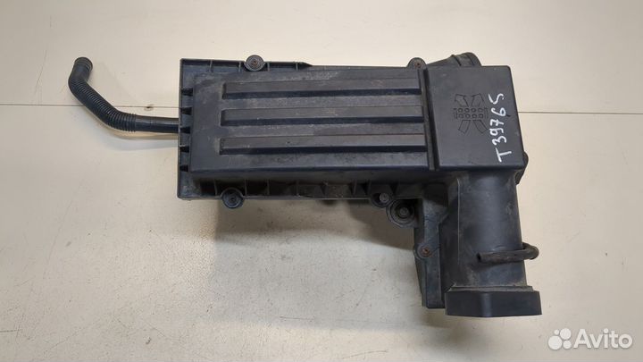 Корпус воздушного фильтра Volkswagen Passat 6, 201