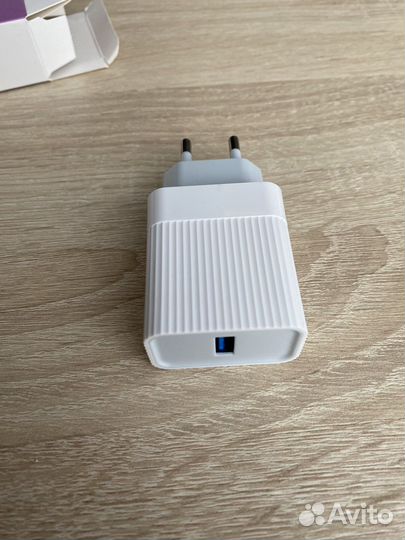 Блок питания для телефона