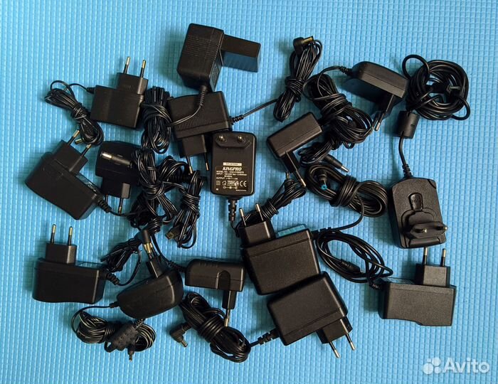 Блоки питания зарядные устройства адаптеры бу