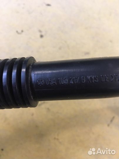 Патрубок вентиляции Skoda Octavia A4 (2107)